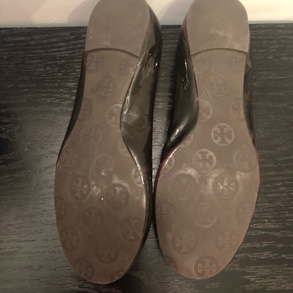Tory Burch Patent Leather Purple/Maroon Flats - Picture 7 of 7